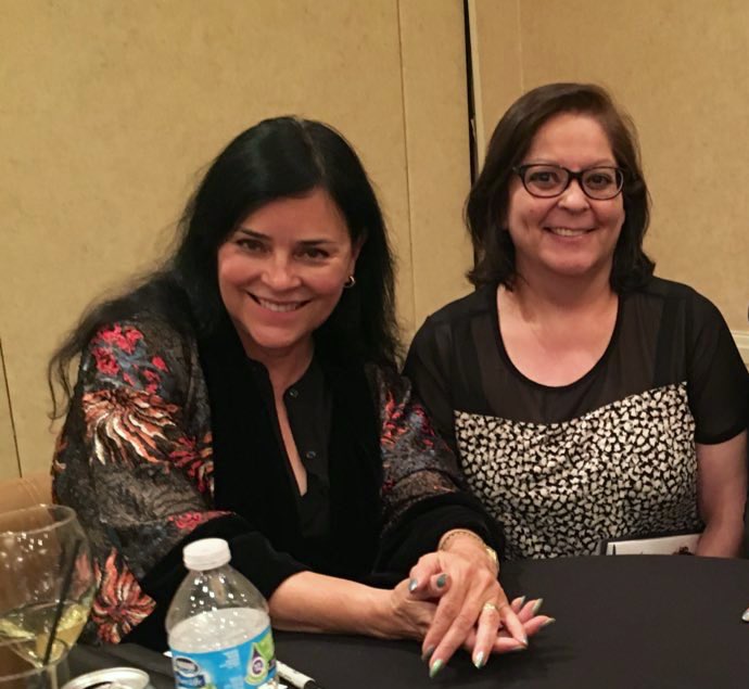 Happy Birthday to <a href="/Writer_DG/">Diana Gabaldon</a> 🥳
*Lisa*