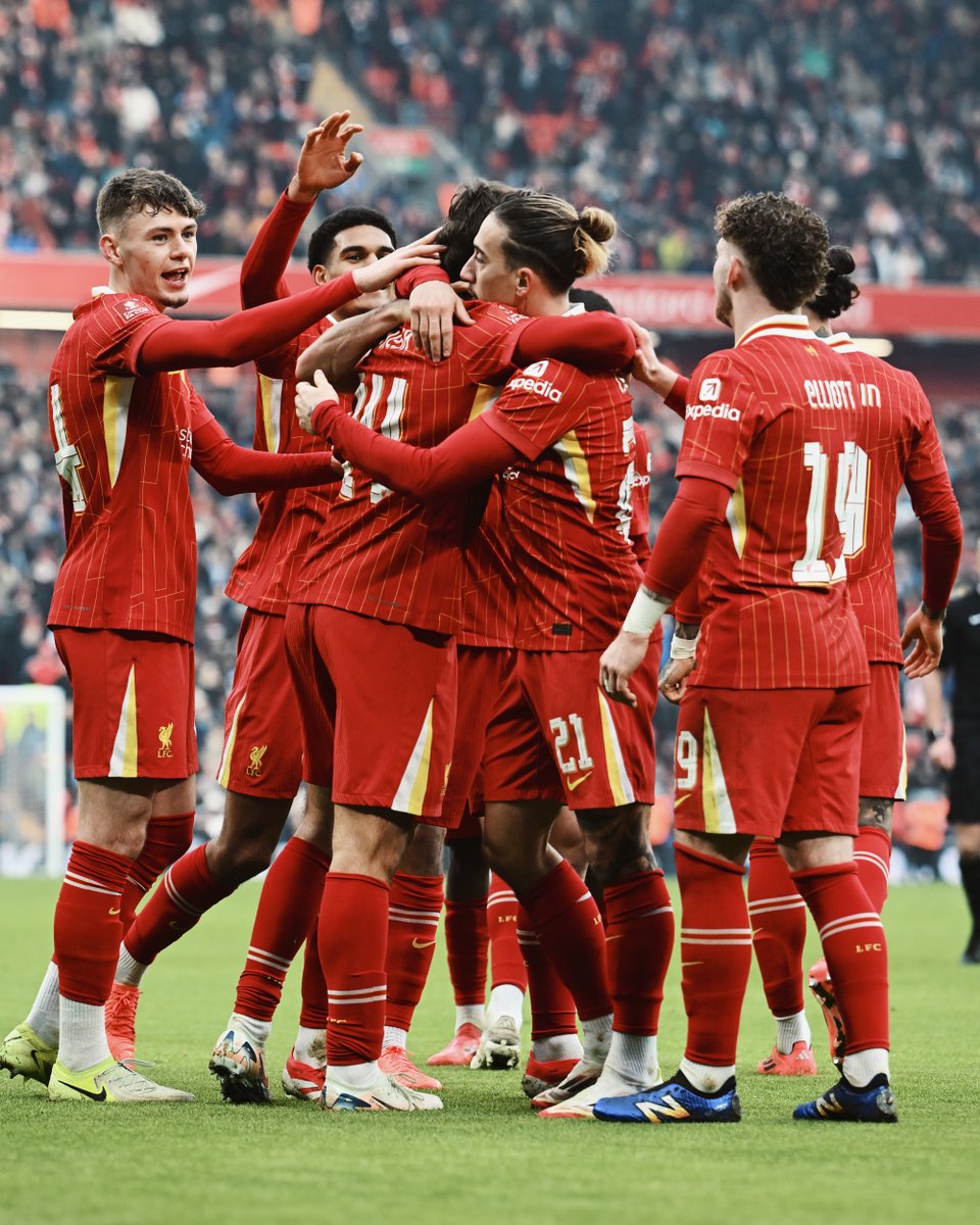 Into the #EmiratesFACup fourth round 💪