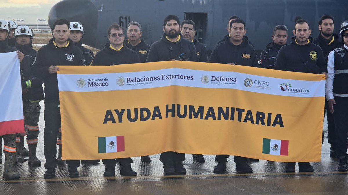 Claudia Sheinbaum Pardo (@claudiashein) on Twitter photo En este momento sale el grupo de ayuda humanitaria a Los Ăngeles, California. Somos un paĂs generoso y solidario. Gracias al equipo del Plan DN-III-E de la SecretarĂa de la Defensa, a los combatientes forestales y a <a href="/laualzua/">Laura VelĂĄzquez AlzĂșa</a>, coordinadora nacional de ProtecciĂłn Civil. Llevan con En este momento sale el grupo de ayuda humanitaria a Los Ăngeles, California. Somos un paĂs generoso y solidario. Gracias al equipo del Plan DN-III-E de la SecretarĂa de la Defensa, a los combatientes forestales y a <a href="/laualzua/">Laura VelĂĄzquez AlzĂșa</a>, coordinadora nacional de ProtecciĂłn Civil. Llevan con