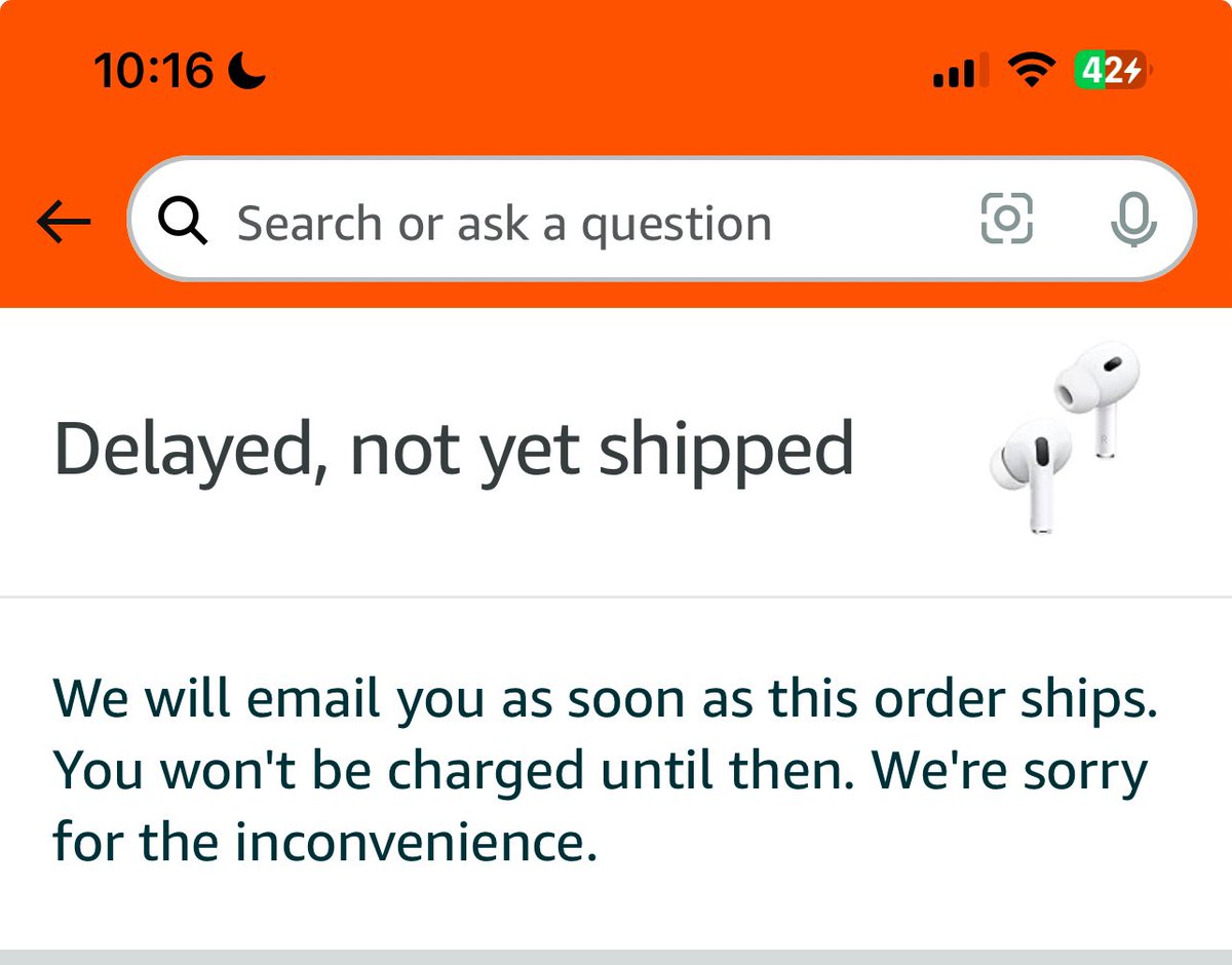 lowkeyyraff's tweet photo. @amazon it’s been a week and my order still hasn’t been shipped yet. I have paid for express shipping (you guys said it’ll be refunded but I haven’t received anything yet). This order was supposed to arrive on Tuesday 7th and it’s already the 11th and no news https://t.co/mPPazVYXOf