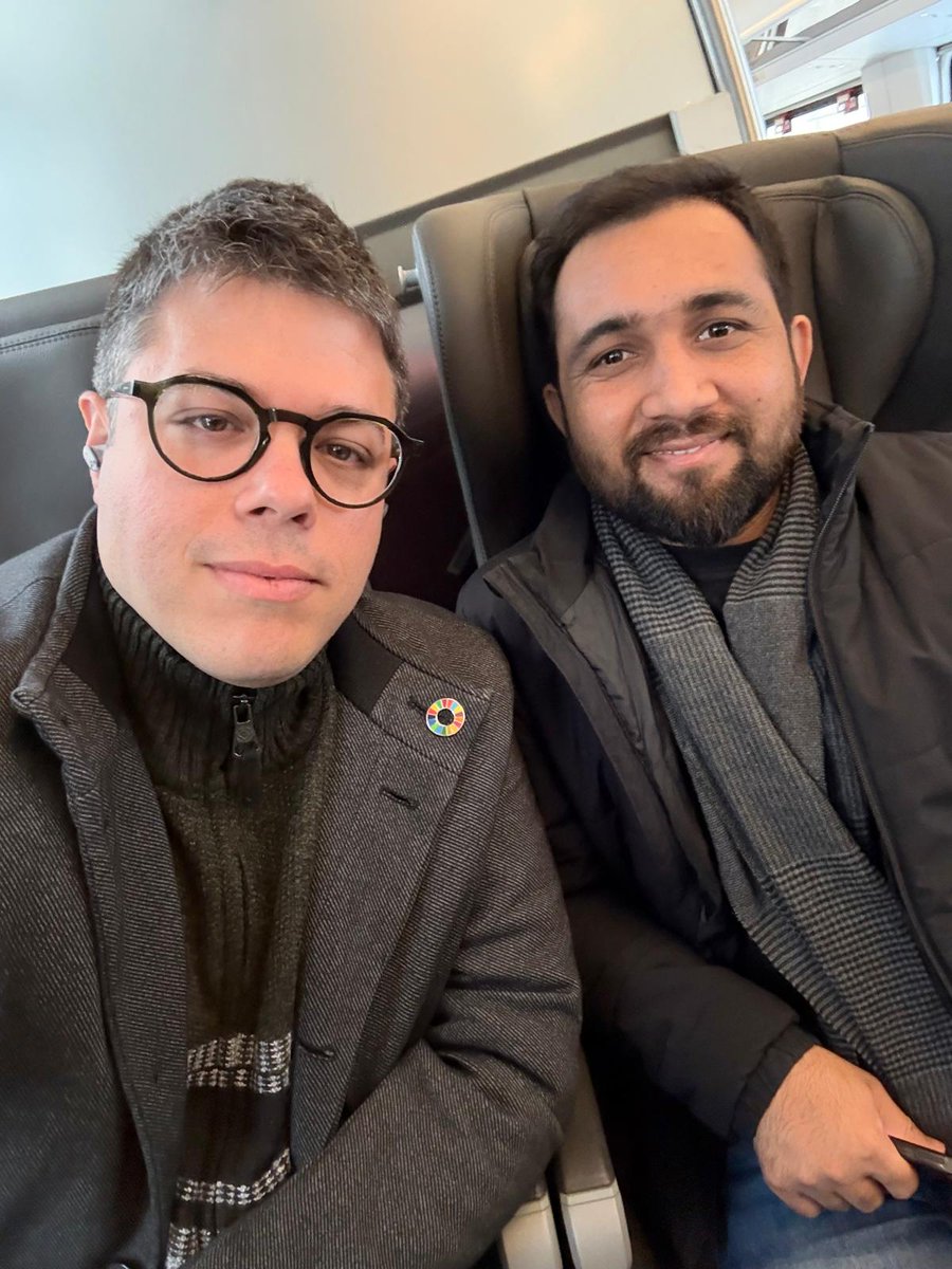 Edel Pérez-López (@edel_plopez) on Twitter photo Our first conference! 🎉
<a href="/asimjaved777/">Muhammad Asim Javed</a> and I are headed to #PAG32 to dive into genomics and present some exciting clubroot genomics findings. A huge thank you to <a href="/AlbertaCanola/">Alberta Canola</a>, <a href="/SaskOilseeds/">SaskOilseeds</a>, <a href="/CanolaGrowers/">Canola Growers</a>, <a href="/westerngrains/">WGRF</a>, @GenomeQuebec, and <a href="/NSERC_CRSNG/">NSERC / CRSNG</a> for their invaluable Our first conference! 🎉
<a href="/asimjaved777/">Muhammad Asim Javed</a> and I are headed to #PAG32 to dive into genomics and present some exciting clubroot genomics findings. A huge thank you to <a href="/AlbertaCanola/">Alberta Canola</a>, <a href="/SaskOilseeds/">SaskOilseeds</a>, <a href="/CanolaGrowers/">Canola Growers</a>, <a href="/westerngrains/">WGRF</a>, @GenomeQuebec, and <a href="/NSERC_CRSNG/">NSERC / CRSNG</a> for their invaluable