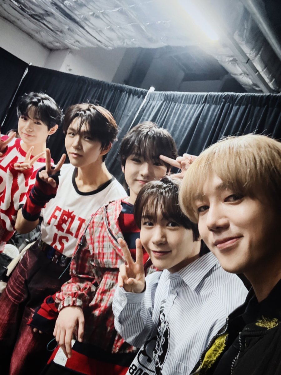 shfly3424's tweet photo. 미라클 좋았어 ~ #nctwish @YESUNG_smtown @nctwishofficial https://t.co/HWpUXEbiTi