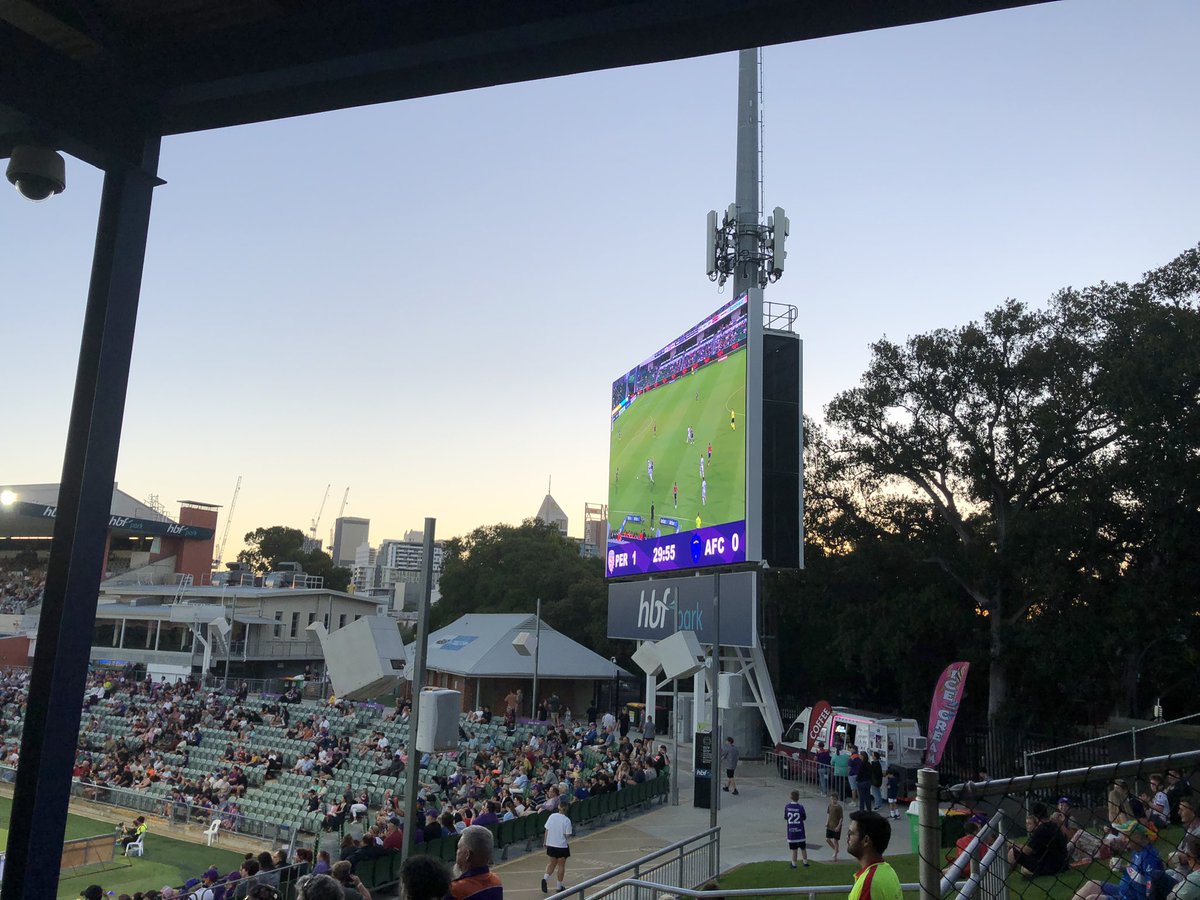 Moffoa's tweet photo. Absolutely superb performance tonight. Battled for every ball from first minute to the last. We looked the better side despite the league positions. Well done Glory let’s have the same on Tuesday. https://t.co/buH1ww6dHP
