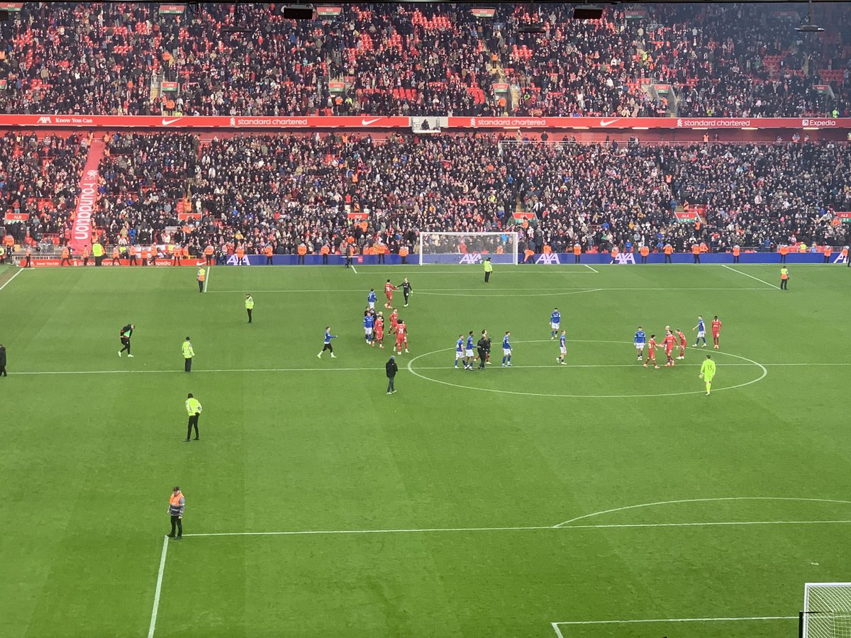 Gunns84's tweet image. Accrington… one of the all time great games 🤥🥶