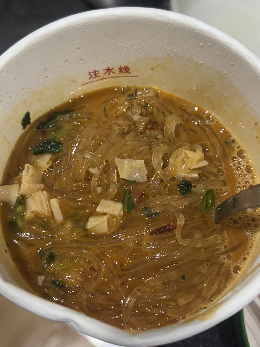 hbker07's tweet photo. ทุกคนสิ่งนี้อร่อยมาก อิดอก แบบอร่อยมากๆๆๆๆๆๆๆๆๆๆๆๆๆๆๆๆๆๆๆๆๆๆ โอ๊ยยยยยยย กินละฟริน ใครชอบกินหม่าล่า เส้นหนึบ บอกเลยฟริน มันดีมาก กุต้มมากะจะกินคนเดียว เพื่อนมาแย่งแดกหมดเลย55555555555555555555 https://t.co/eMPH6faeI6