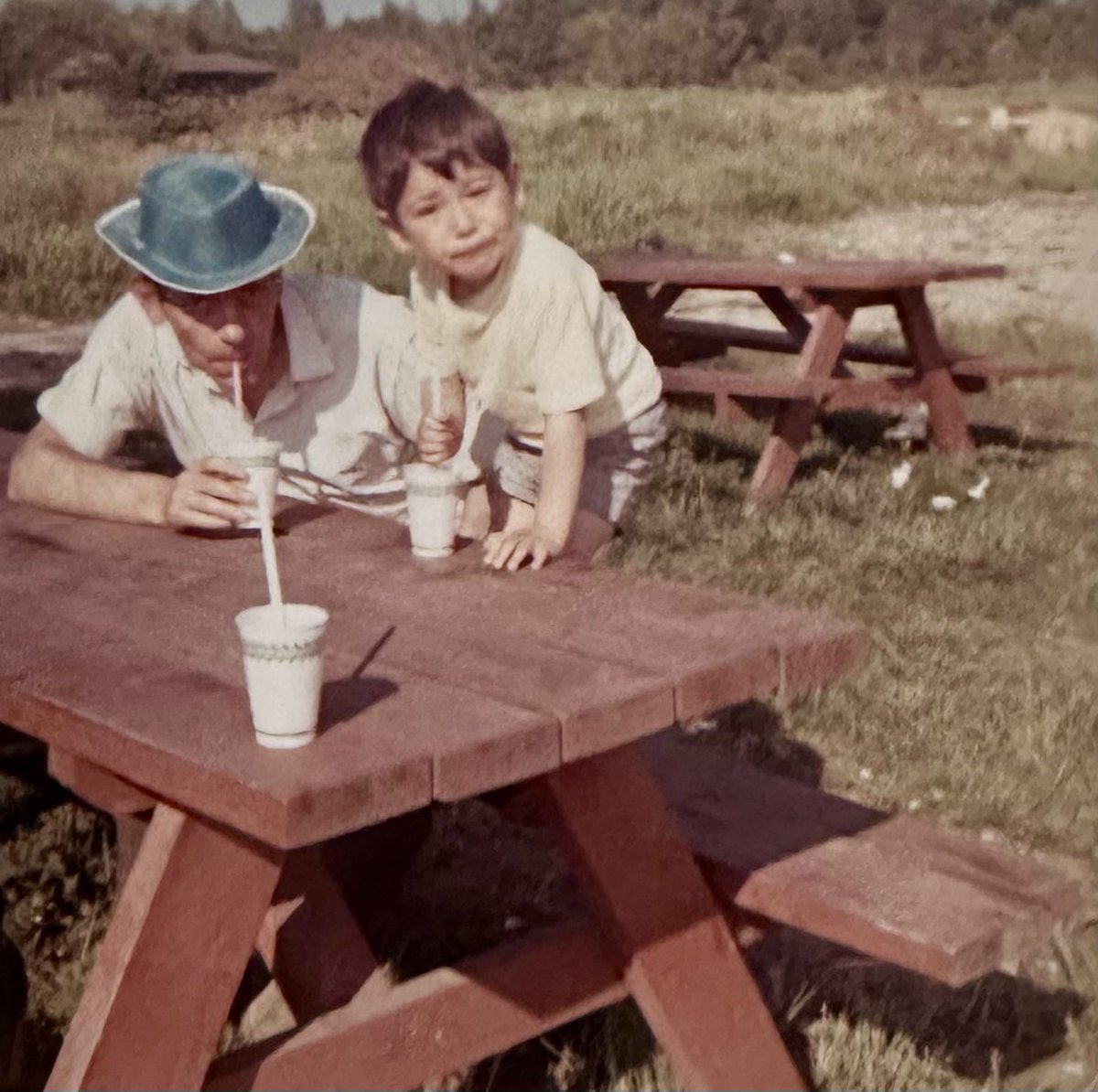 Ian_A_MacDonald's tweet photo. Today is my father’s birthday. The last one I spent with him was in 1977 but I celebrate each one with memories. Sometimes I wish I got more than 11 years. Most of the time I’m grateful that I have those. #TomMac #TeamMacDonald #Birthday #Family #Gratitude https://t.co/8CATMPZlQd