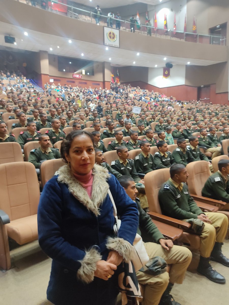 japarna11's tweet photo. निश्चय ही अदभुत साहसिक क्षमता का परिचायक है यह फिल्म। जिसका श्रेय इसके डायरेक्टर प्रोड्यूसर और सर्वोपरि @kanwar_khatana जी को जाता है जिन्होंने इस विषय पर पुस्तक लिखी जिस पर यह फिल्म बनी #match_fixing https://t.co/AOmT5TZVTz