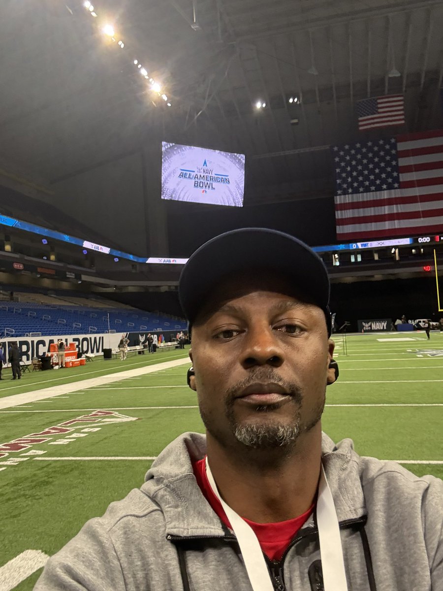 Terrence Edwards (@tewracademy) on Twitter photo I am a kid from small town Tennille, GA, with big dreams that blossomed while walking along Matthews Road. My love for sports grew on Lincoln Drive, surrounded by my day one friends. If you have a dream, pursue it relentlessly. <a href="/AABonNBC/">Navy All-American Bowl</a> I am a kid from small town Tennille, GA, with big dreams that blossomed while walking along Matthews Road. My love for sports grew on Lincoln Drive, surrounded by my day one friends. If you have a dream, pursue it relentlessly. <a href="/AABonNBC/">Navy All-American Bowl</a>