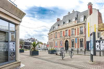 parisladouce's tweet photo. Ailleurs : Ancienne succursale de la Banque de France de Béthune, institution économique devenue Labanque, un lieu de culture dédié à l'art contemporain
https://t.co/KjLeczFfTI
#ailleurs #bethune #labanque #pasdecalais #artois #architecture #voyage #tourisme https://t.co/L2HbyECVMT