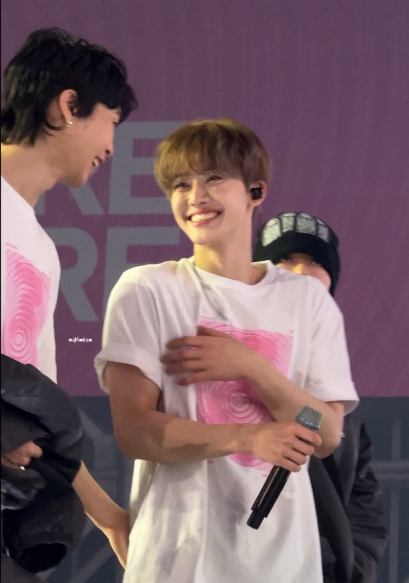 NJM_File's tweet image. THE PHOTO😭🥺 SO CUTE😫🥺

#JAEMIN #재민
