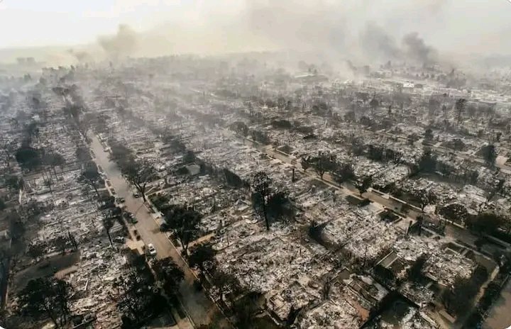 Los Angeles before and after 
#riyadh #TrendingNow #LosAngeles #fire