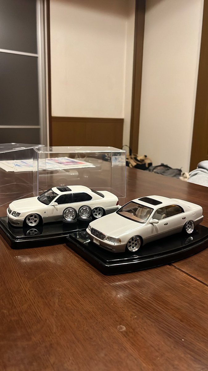 rn0219rn's tweet image. 20セルシオx 14マジェ
#jzs149 #ucf20 
#20セルシオ #14マジェ