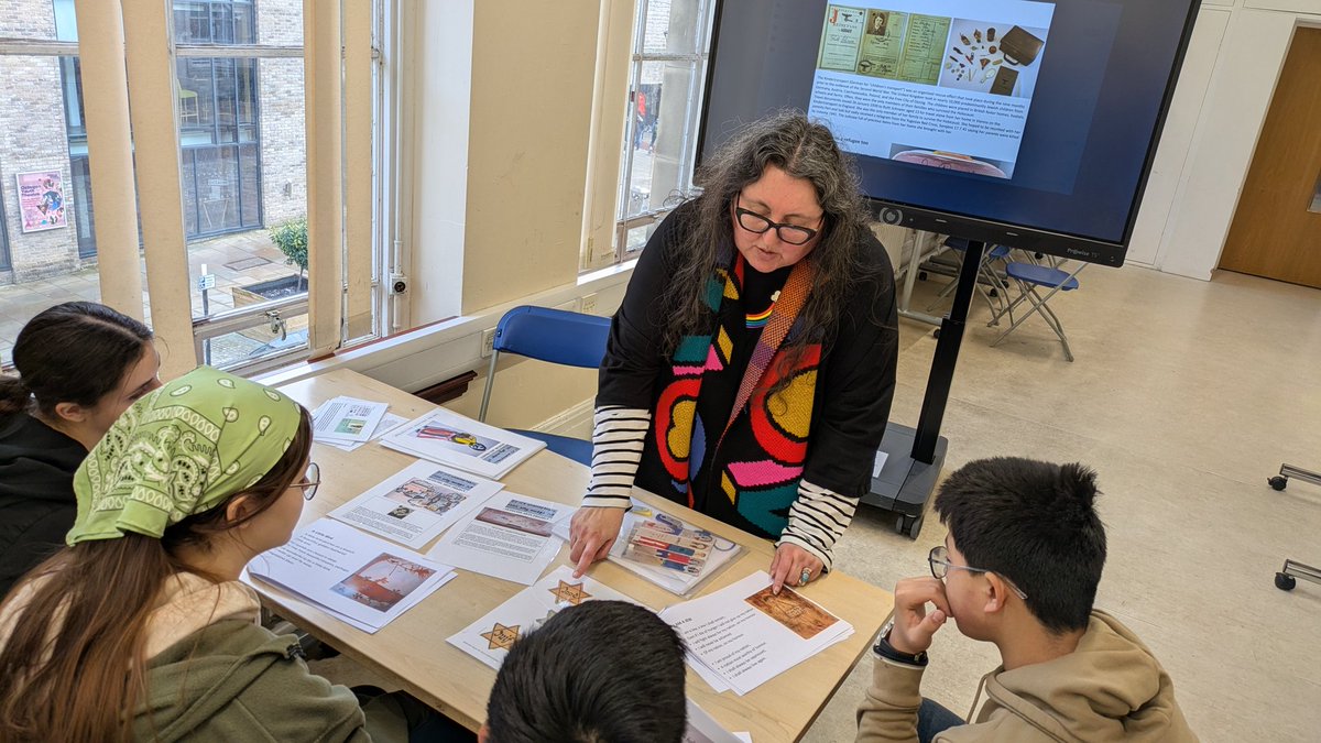 Gaynor Cox tweet media