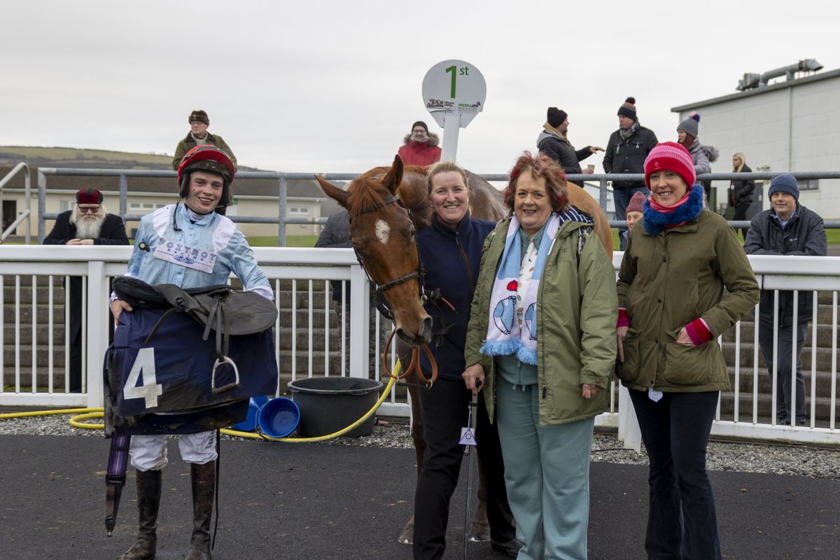 RACE 5 RESULT - The <a href="/DragonBetWales/">DragonBet</a> Still Best Odds Guaranteed Handicap Hurdle (Div II)

🥇 Double Click 
🥈 Getaway With You
🥉 Penna Rossa 

Jockey: <a href="/willfeatherston/">Feathers</a> 
Trainer: <a href="/jamiesnowden/">Jamie Snowden</a> 
Owners: <a href="/Foxtrot_Racing/">Foxtrot Racing</a> Double Click