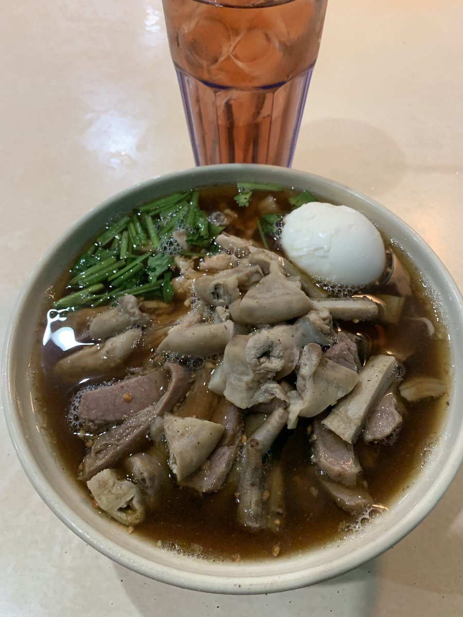 HafidzHamzah7E's tweet photo. Kedai Mee Celup sedap tapi tak viral!.. Korang patut cuba gais!. Tak perlu nak craving pergi Hatyai dah!. Makanan sedap, Harga tak mencekik macam kat food fest!. Banyak pilihan lauk dan paling aku suka sebab ada perut bulat! ๐ #meecelup #thaifood #qomathai #kajang https://t.co/6uTHmxiaLU
