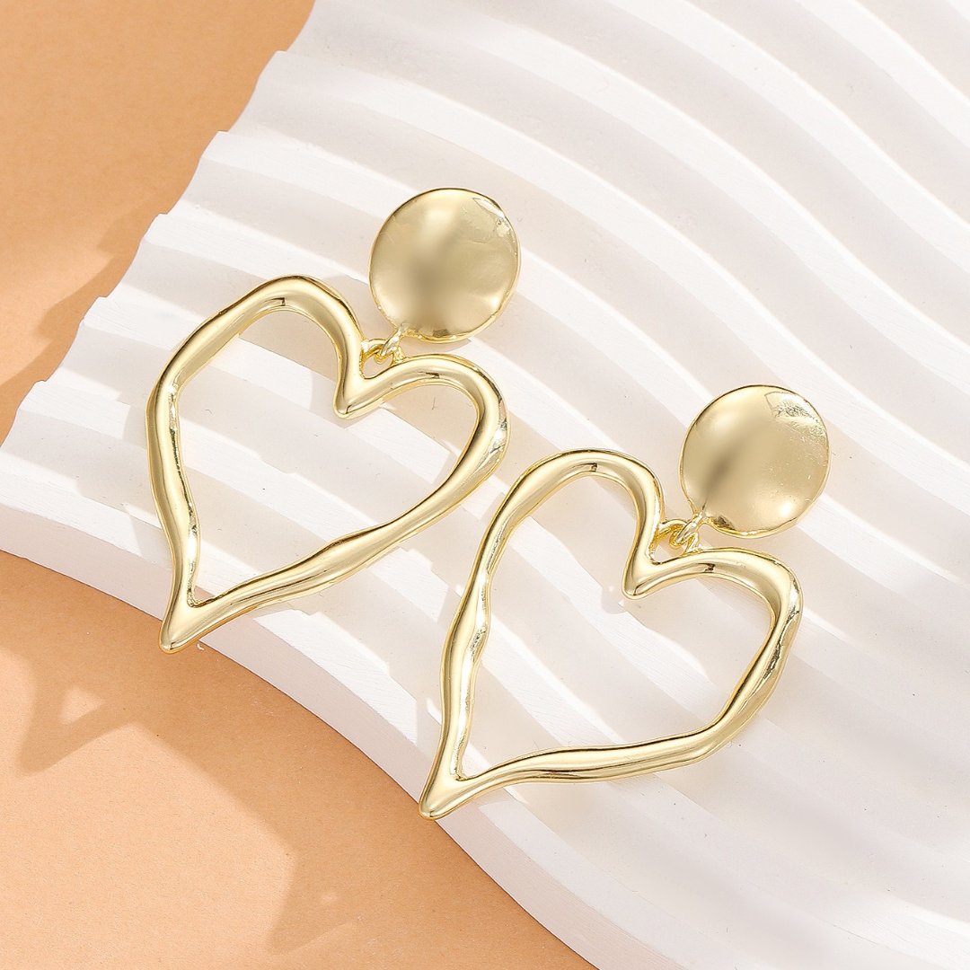 buzzingorient's tweet photo. Heart Shaped Earrings

#earrings #heartshape #love #jewelry #accessories #giftideas #ValentinesDay 

Buy from: https://t.co/x4mHR1Blu7 https://t.co/JGjt2xBf3q
