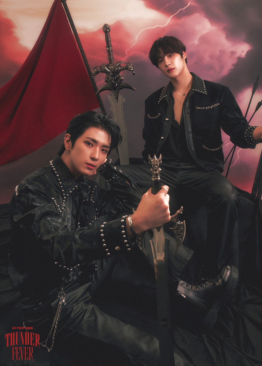 CIX_Official's tweet photo. CIX(씨아이엑스) 
7th EP ALBUM 'THUNDER FEVER'

YONGHEE, HYUNSUK
Unit Photo B

2025.01.23 6PM (KST)

#CIX #씨아이엑스 #BX #승훈 #용희 #현석 #THUNDER_FEVER https://t.co/krFI8HEUvP