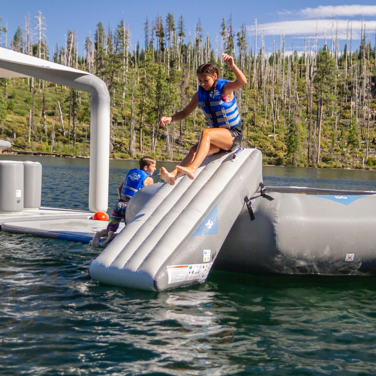 Sliding into the New Year off a lakefront mini park be like... 💦
