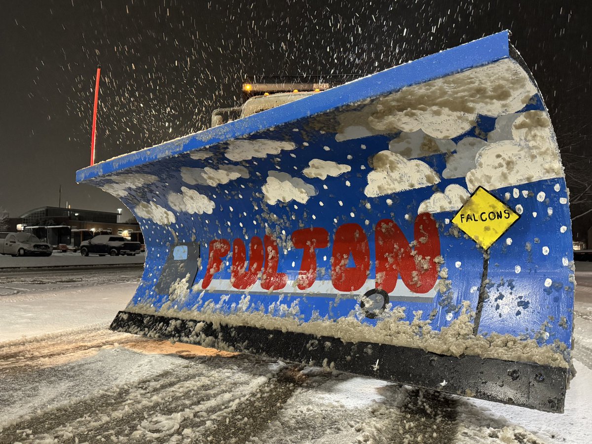 <a href="/FultonHigh/">Fulton High School</a> students and teachers designed and painted this snowplow blade back in November. Last night <a href="/myTDOT/">myTDOT</a> plowed North Broadway in Knoxville in style!