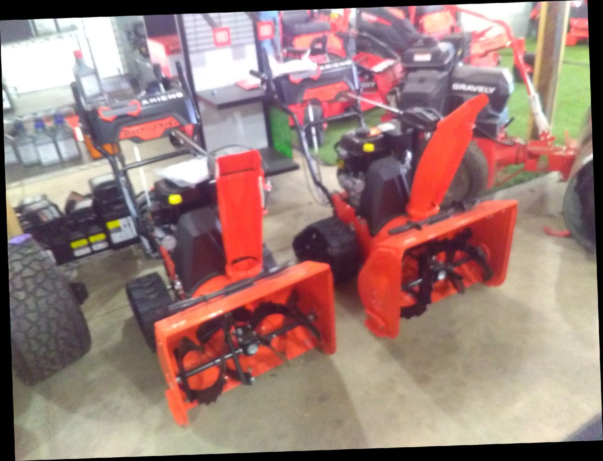 BylersEngine's tweet image. Did you ever look at your equipment and wonder where it was made ? Look no further then Ariens and Gravely. Ariens and Gravely equipment is built in Brillion, Wis. with American labor, American steel, and are sold mostly in American dealerships. Not big box stores. So by...