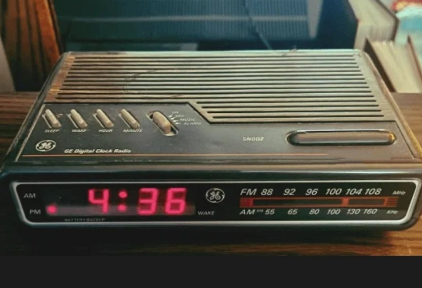 lanechanged's tweet photo. Did everyone else's parents have the same alarm clock? 😂
#GenX https://t.co/meB9YkXoI5