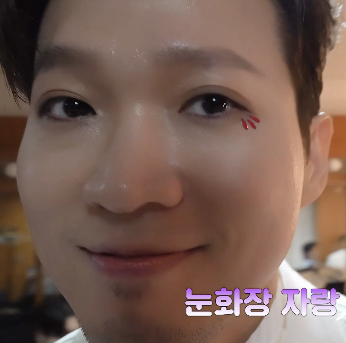 아 농협은행.. 잠이 안와서 최애영상 몇개 보다보면 심박수 올라서 더 잠이 안옴 ㅋㅋ