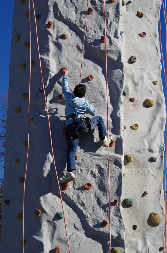 RHWCarnival's tweet photo. Reach for the sky on the Rock Climbing Wall at this year's 2025 #RHWC Feb. 1st & 2nd 2025
The rock climbing wall is a favourite of all ages!
For more info about Belleville Bouncer Rentals visit their website
https://t.co/eG5AquxnpF
#rhwcarnival #richmondhillwintercarnival #RHWC https://t.co/FKAY0V9sas