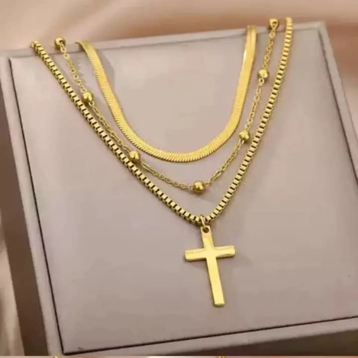 yvieprincess's tweet image. #previously #soldout : This #3layer #highquality #necklace #neverfades /never changes color &amp;amp; it is 15,000naira only
@yccocollections:We #sell #luxury @#affordableprices 

#lagosaccessories
#lagosjewelrystore
#lagosjewelryseller
#lagosjewelryshop
#lagosjewelryvendor
#lagosjeweler