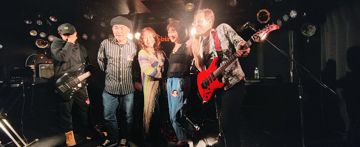 daisukepride's tweet photo. 今日はプロ·トリビュート通じLIVE始め♫REBECCAトリビュートのRASPBERRY ACEの応援に行きました♫今回も好きな曲続出でした🔥
明日 頑張れます✊️
#RASPBERRYACE https://t.co/IjHnUa8nR3