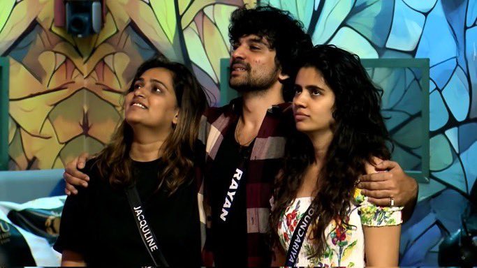shivamrajX's tweet image. They Manifested together to reach finale 💯❤️ , They reached there !
Not in the way they intended ,Still they made it by travelling in slightly different path 👊 
Rare feat in BB where grp manifestation wrk 🤞

#GoaGuys #Rayan #Soundariya #Jacquline #BiggBossTamil8