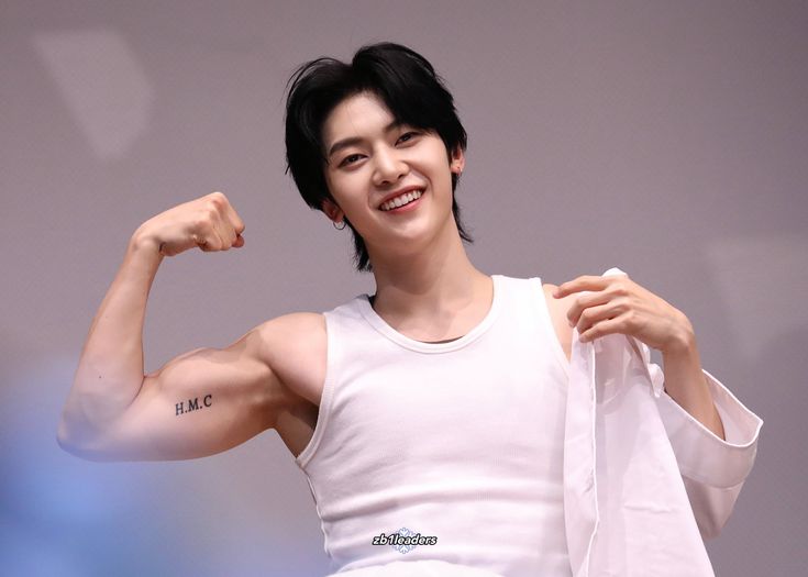 dblechoco's tweet photo. #SeokMatthew #ZB1 https://t.co/csB1hnwZcK