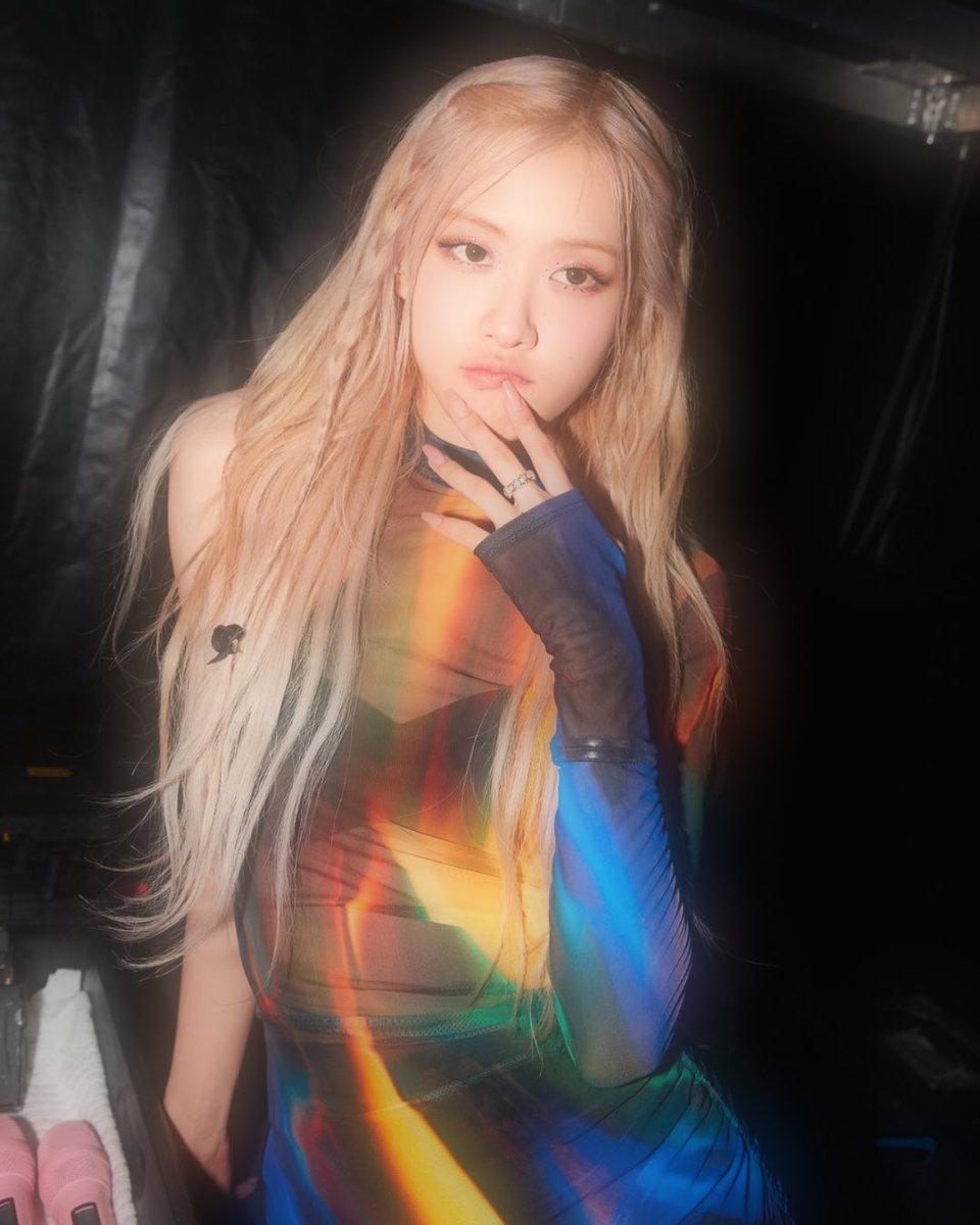 rose_are_ane's tweet photo. ️️ 

https://t.co/tgyHzsH03M 
Outfit titiang hari ini konsepnya ikan cupang buat hadirin undangan di acaranya Marsha, FOMMO: 𝐹͟𝑜͟𝑐͟𝑢͟𝑠͟ ͟𝑂͟𝑛͟ ͟𝑀͟𝑎͟𝑘͟𝑖͟𝑛͟𝑔͟ ͟𝑀͟𝑎͟𝑠͟𝑡͟𝑒͟𝑟͟𝑝͟𝑖͟𝑒͟𝑐͟𝑒͟ ͟𝑂͟𝑛͟𝑙͟𝑦͟. 

      ️️ https://t.co/3CQSdbJRxE
