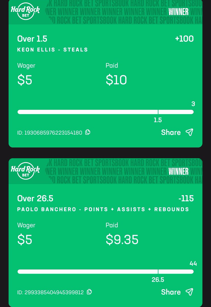 shaneblue_'s tweet photo. He really be doing this. Give the man a like and follow on all platforms and like he says “Put some respect on his name” @kingcapsports_ 👑 🧢 https://t.co/ru1Z6E2RLK