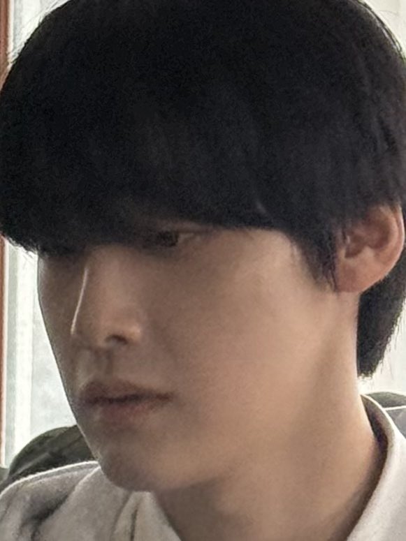 YonghaBrasil's tweet photo. [FOTO] 11.01.25

Atualização no Twitter dos membros do WEi.

"Yongha, seu aniversário já chegou
Feliz ano novo também
Vamos começar o ano com saúde!
Feliz aniversário~🎂🎂" https://t.co/m75aoesuVf
