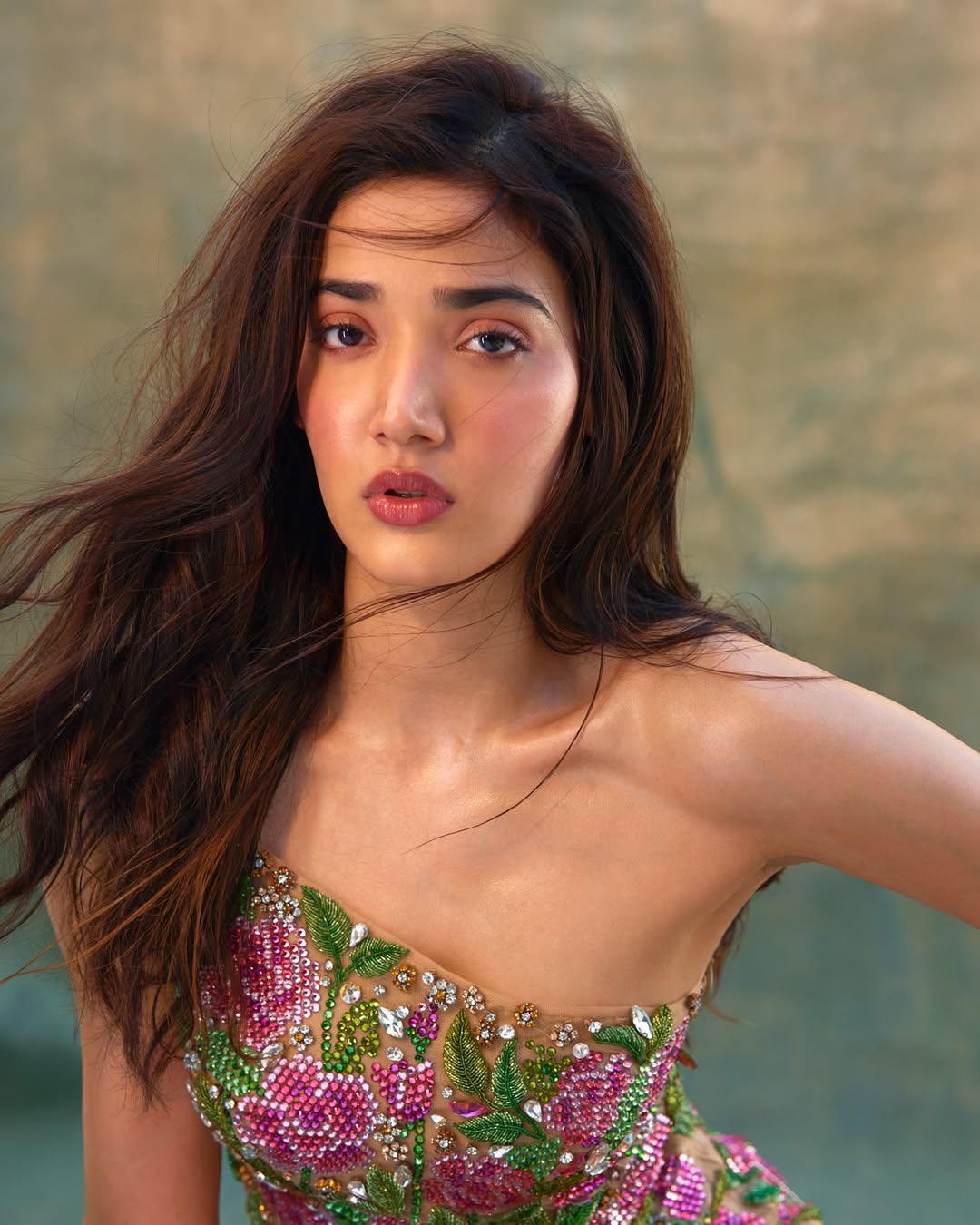 GhBZLE8XoAASbRy?format=jpg&name=large