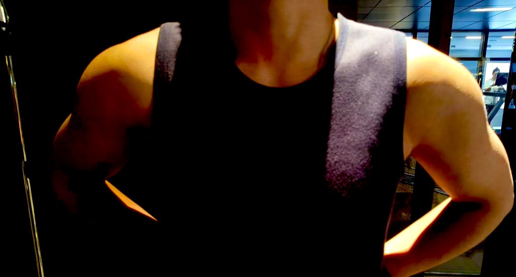 张扬杨 (@pw4ft) on Twitter photo 