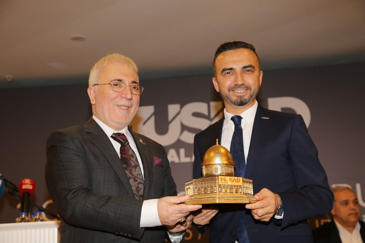MUSIADAlanya's tweet photo. MÜSİAD Alanya 3. Olağan Genel Kurulu Gerçekleştirildi!

MÜSİAD Alanya Şubesi, 3. Olağan Genel Kurulu, MÜSİAD Genel Başkan Vekili Ahmet Doğan ALPEREN, MÜSİAD Yönetim Kurulu Üyeleri Halil Zahid BİNGÖL ve Cihan KAZAN beyefendinin katılımıyla gerçekleştirildi. https://t.co/bMqg4SGUO6