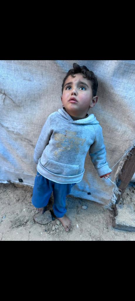MoQoo_'s tweet photo. ‼️‼️Urgent Appeal🚨‼️‼️
🚨don’t skip my post🚨
My family is starving, and my children are in desperate need. Is there anyone who can help?

Even €10 can make a huge difference for my family.https://t.co/M4QKUZ7fmA https://t.co/7sdS1Ok5Fd