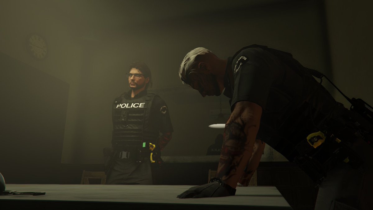 GlobalRp_Rol's tweet photo. Nuestra policía parece realmente preparada, y parece que se vienen cosas nuevas para ellos 👀 https://t.co/26iH7MHcxk