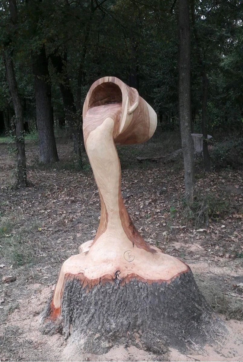 MrBonMot's tweet photo. I think this wood carving is amazing. https://t.co/oP7Yg6gS02