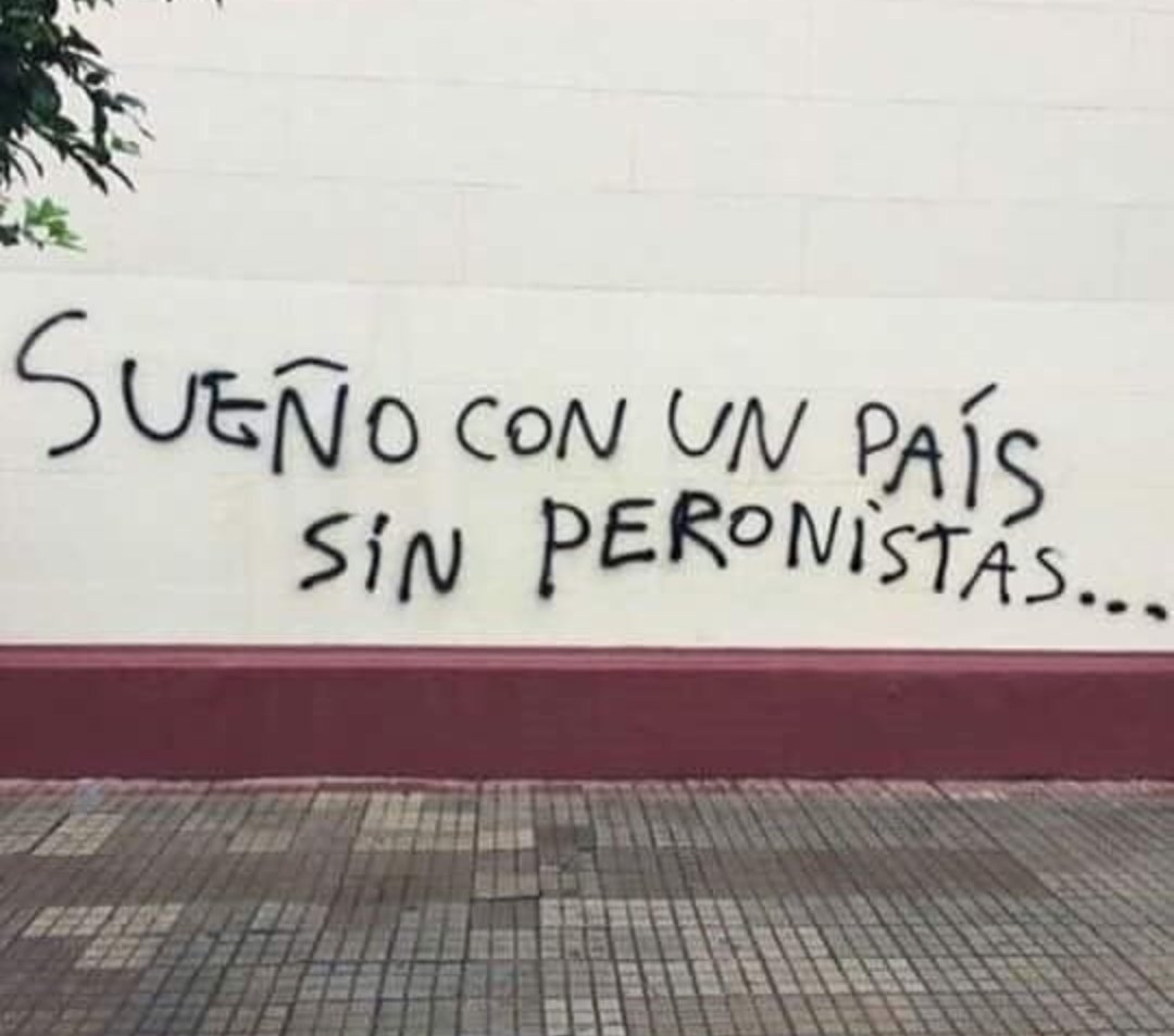 BastaPosta's tweet photo. https://t.co/ClemQR0FaP