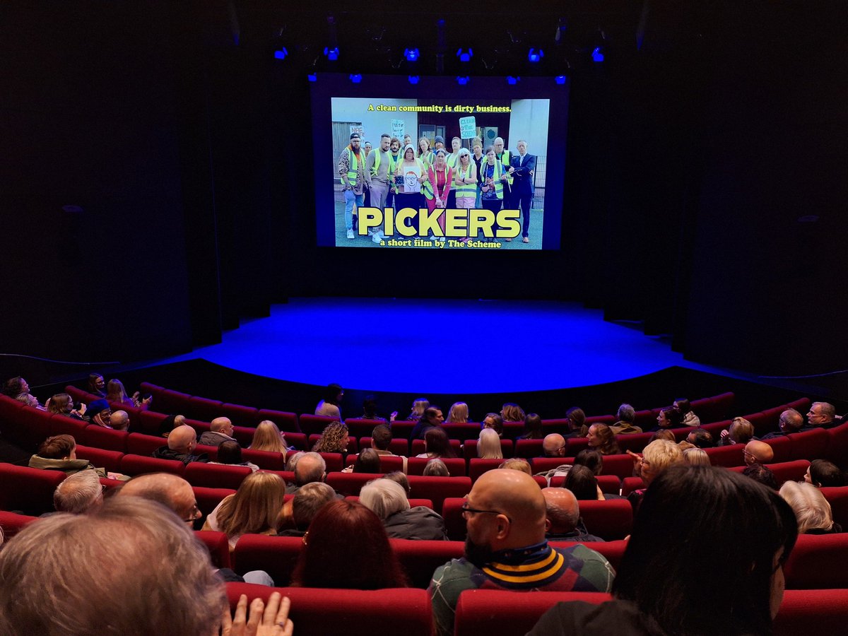 A great afternoon <a href="/HowdenPark/">Howden Park Centre</a> for the screening of 'Pickers'. Congratulations to Aidan Martin &amp; Mark Deans from @TheSchemeLivi on fascilitating an incredible project; superb work by all the cast &amp; crew. Special shout out to Ronnie <a href="/Lanesome/">ronnie_mcinnes_arts</a> The film will be on YouTube from Monday