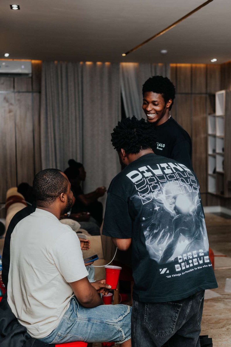 halo4ngels's tweet photo. HALO4NGELS Pop-Up Recap✨ to Same Collection, new vibes, different location!🌎The angels are on the move join the family and walk with us.
#AngelsWalk #HALO4NGELS
#DivineCollection https://t.co/2tQkgzMK4W