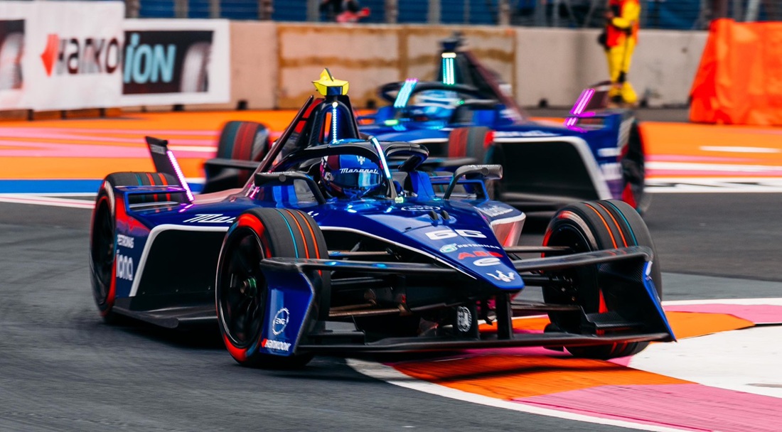 #Deportes

Domina Jake Hughes la segunda práctica libre en México

elcomentario.ucol.mx/?p=168282

#ElComentario #EPrixMexico #FormulaE #JakeHughes #MaseratiMSGRacing