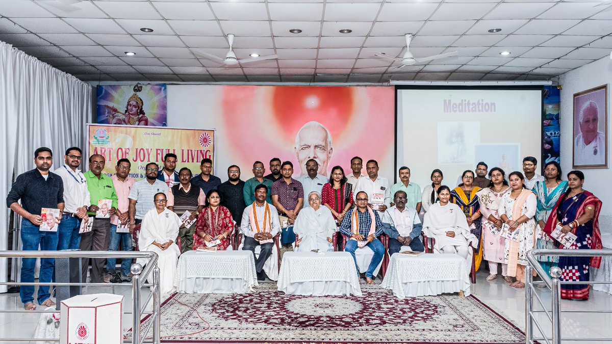 VOTIBBSR's tweet photo. In today's frenetic world, where the cacophony of deadlines and demands engulf us, our session with the BRAHMAKUMARIS on stress management and work life balance served as a serene oasis offering a refreshing respite from the turmoil.
@dahvsodisha @farddepartment @GokulanandaBJP https://t.co/ShWpcNxqKG