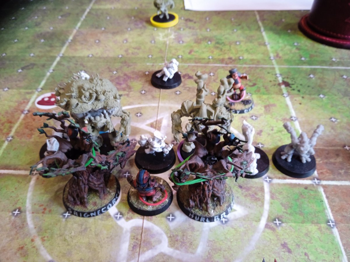 kelethorn's tweet photo. Second match contre Sam alias Firedept et ses gnomes, un match sans bras mais pas sans chocolats, ni marrons, et on passe 2-1 sur un lancer de minus des enfers. https://t.co/g5iu1tuM7p