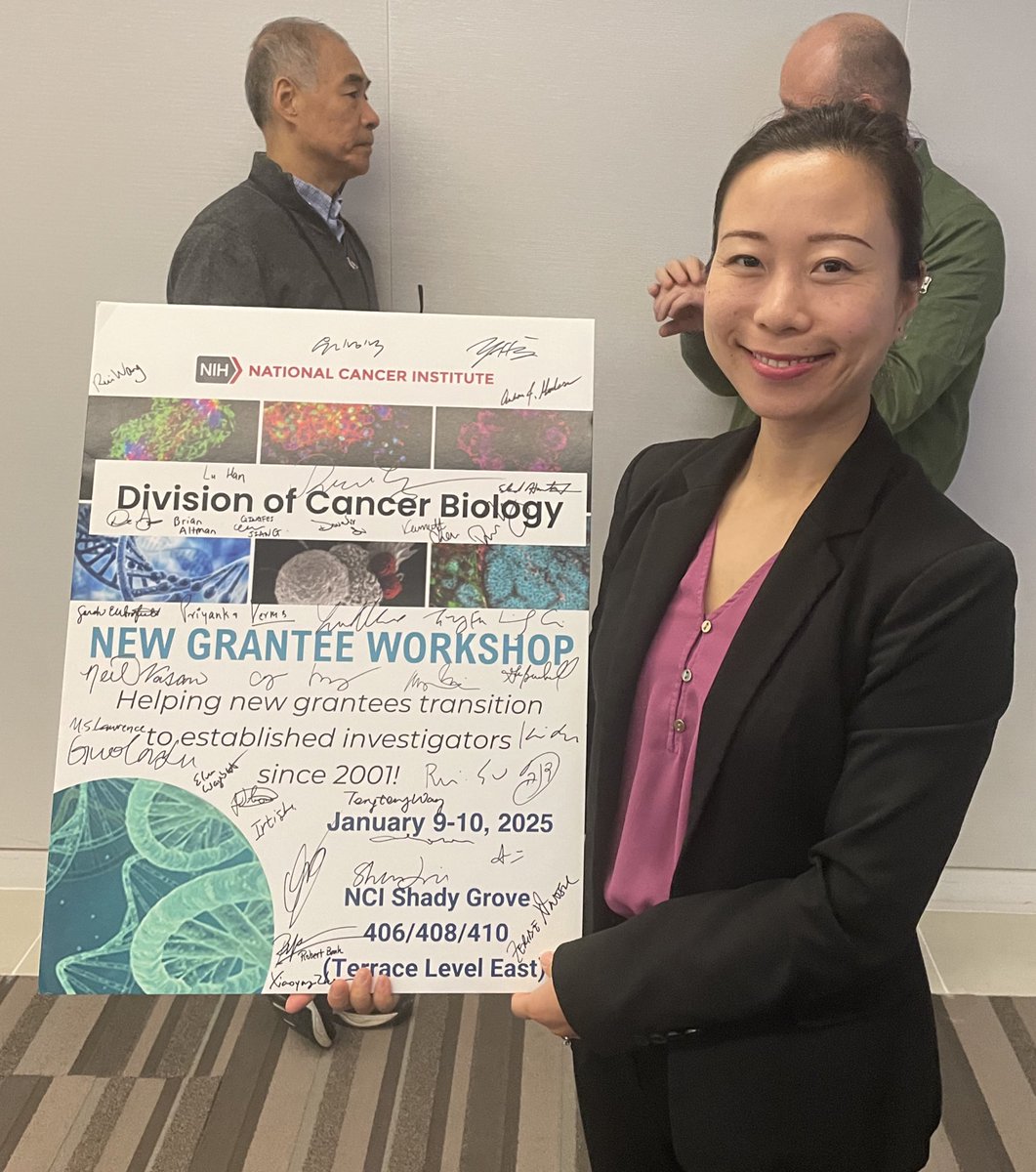 Thank you @NCICancerBio for the New Grantee Workshop. I learnt so much! It’s truly a lifetime experience with so many PDs listening to us in one physical room. 🙂We left signatures in case some of us get famous in the future. 😉