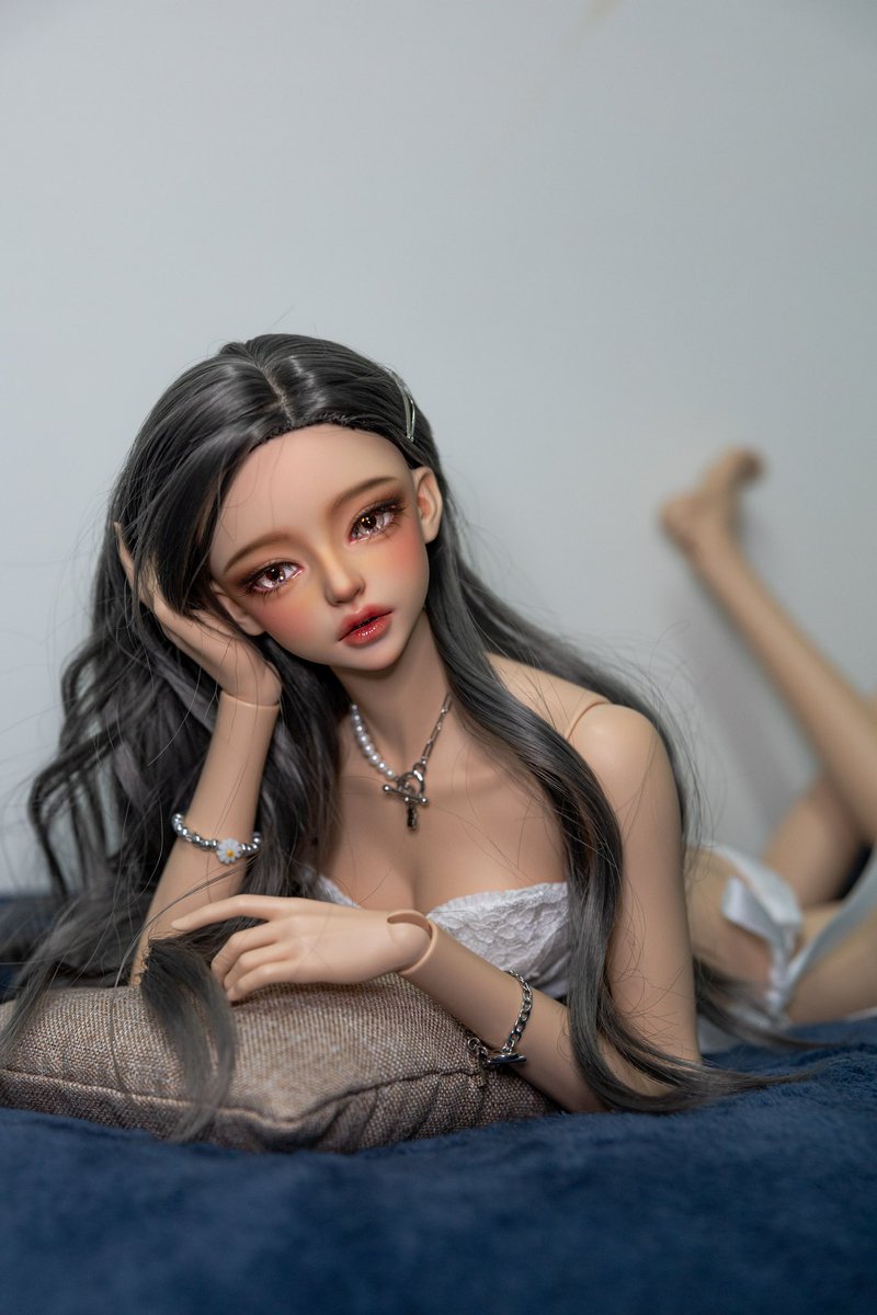 violachang0987's tweet photo. 惑星

👙 ➡️ @bittersweet_ZZ 
手鏈 ➡️ @verde_2018 

#dollits #dollitshaehwa #DAD64 #睡前KPI https://t.co/wmJyViSmIF
