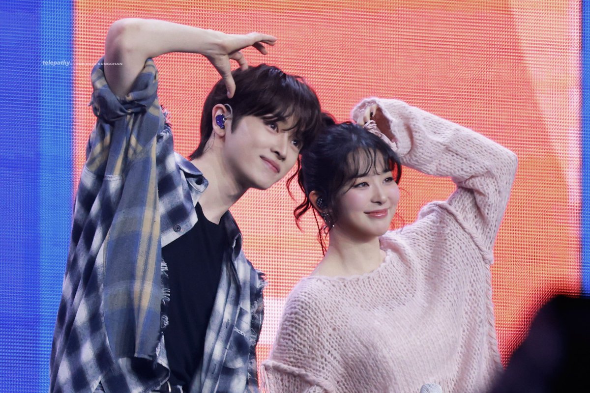 telepathy0913's tweet photo. 250111 SMTOWN
#SUNGCHAN #ソンチャン #성찬 
#RIIZE #라이즈 https://t.co/Sq3xYxCWba