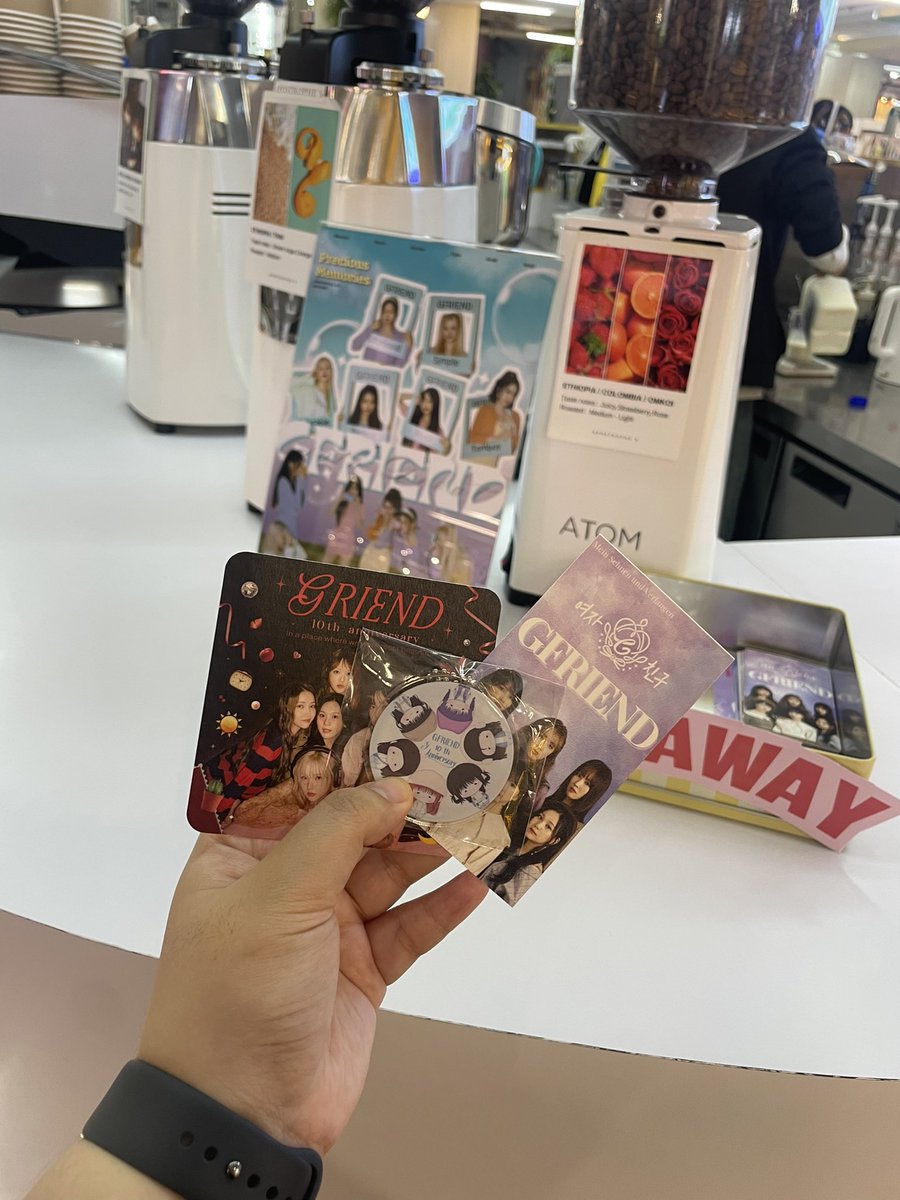 มีใครไปคาเฟ่ยอชินกันมาบ้างมุ้ยยย